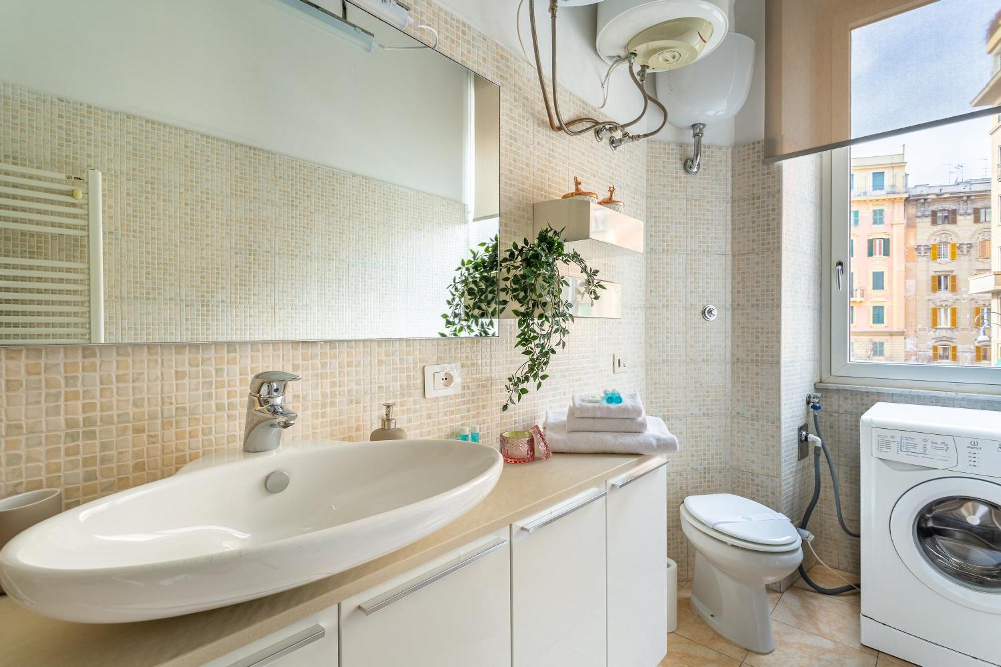Apartment Iflat Vatican Bright & Comfortable