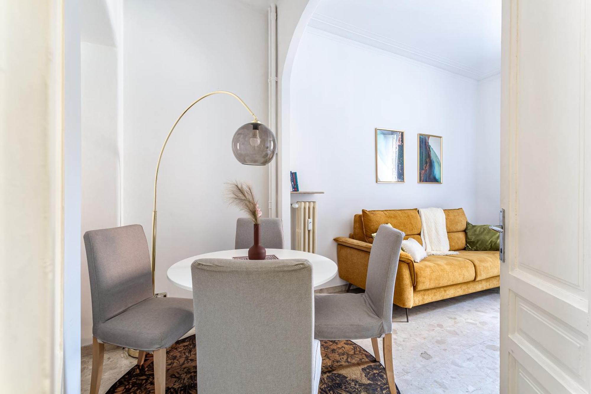 Iflat Vatican Bright & Comfortable Apartment