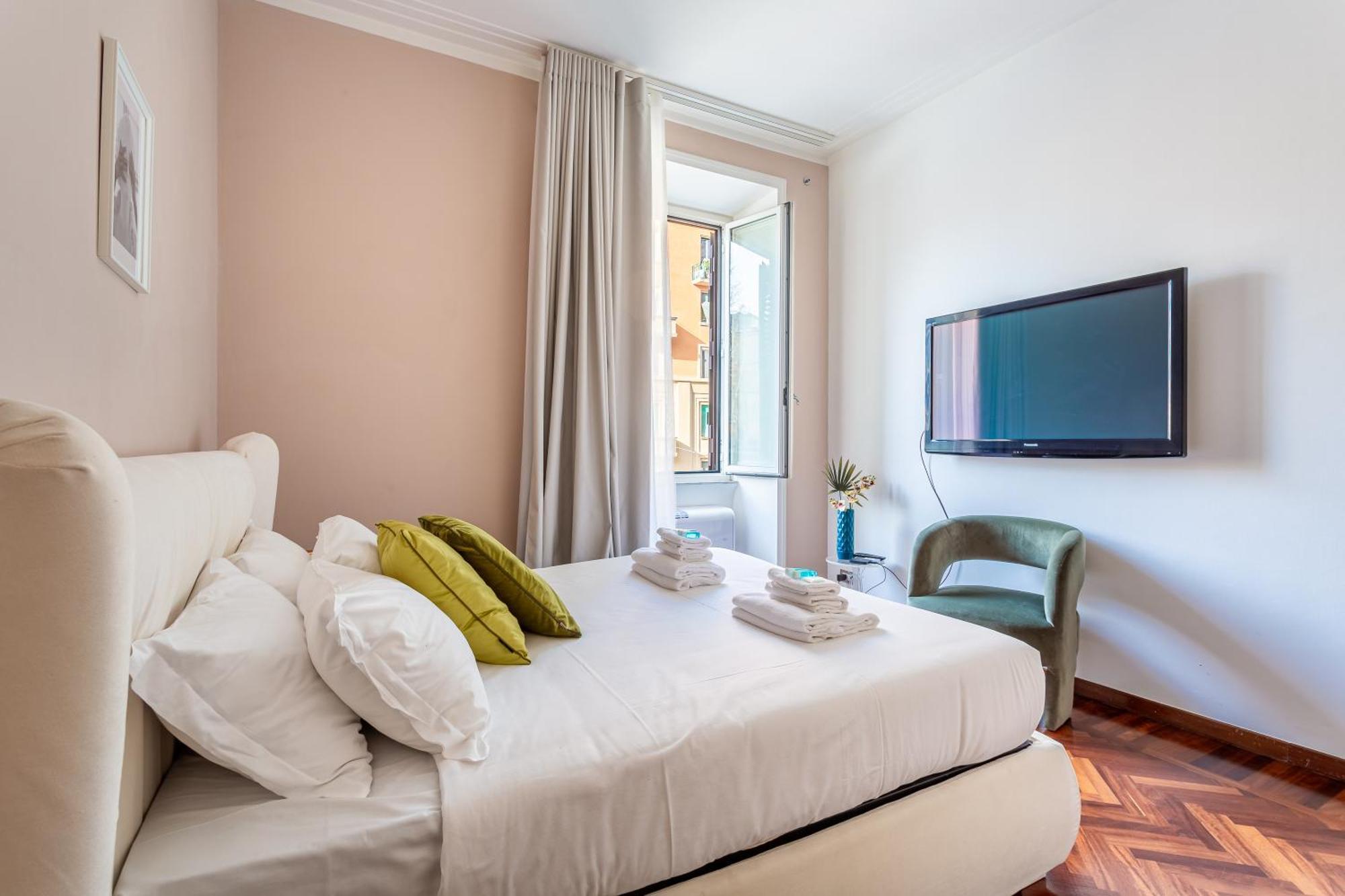 Apartment Iflat Vatican Bright & Comfortable *